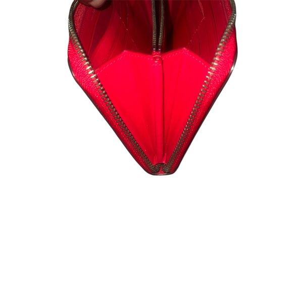 Coach Vibrant Red accordion zip Wallet Like New - Picture 8 of 8